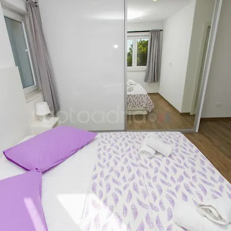 Penthouse With Panoramic View Ally Apartament Makarska