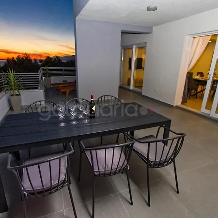 Apartmán Penthouse With Panoramic View Ally