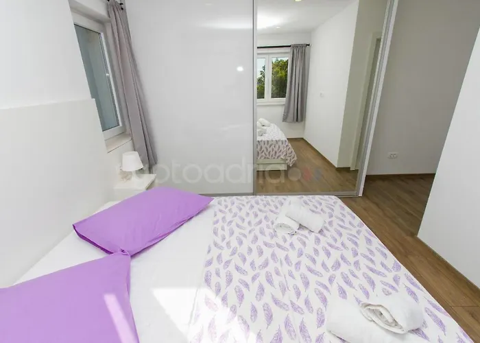 Penthouse With Panoramic View Ally Apartmán Makarská